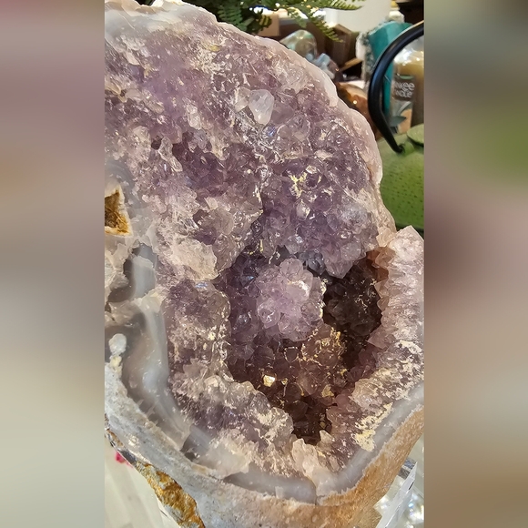 Amethyst Geode With Flower Formation Within Cave And Blue Agate Banding - Picture 10 of 12
